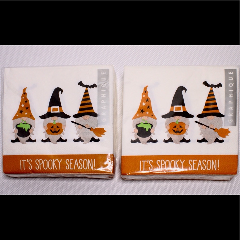 2 Graphique Lunch Napkins IT’S SPOOKY SEASON!